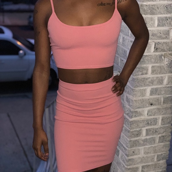 2 piece set - Picture 3 of 3